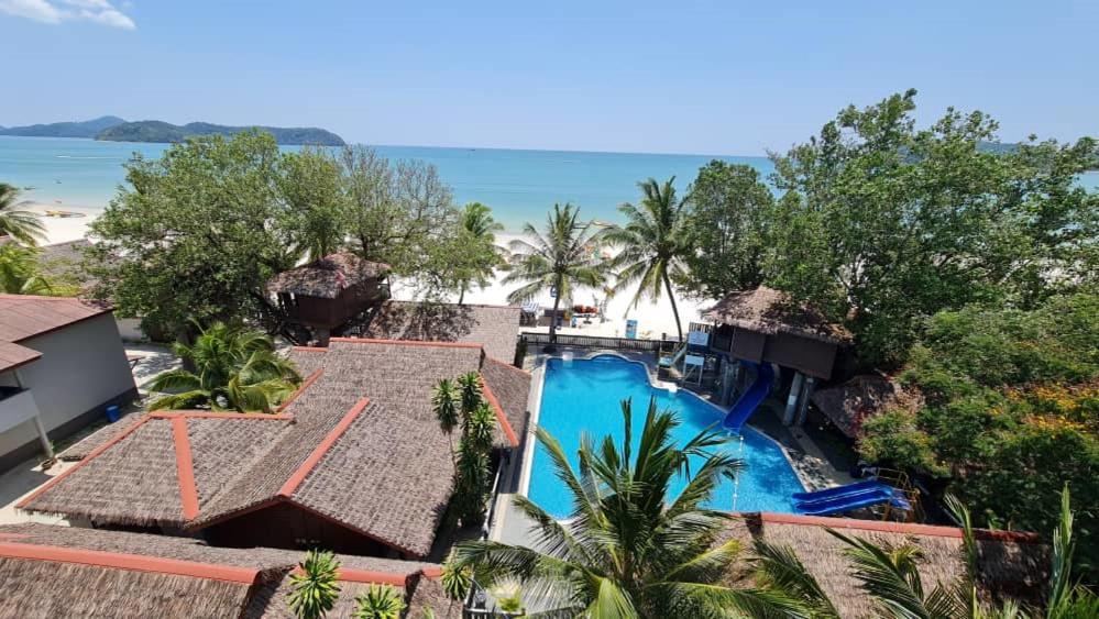 Malibest Resort Pantai Cenang  Buitenkant foto